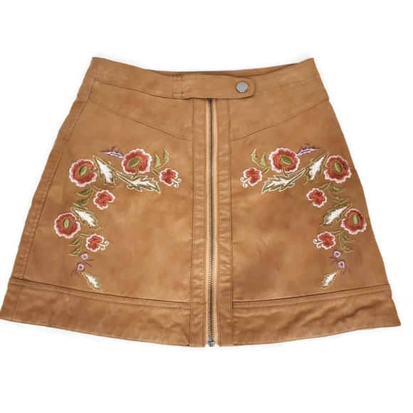 FREE PEOPLE Brown Embroidered Alanis Mini Skirt SIze 2 - Picture 3 of 11